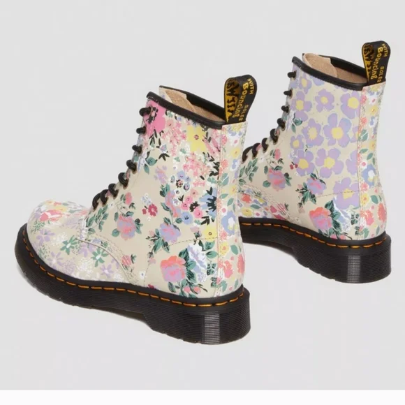 Dr. Martens 1460 FLORAL MASH UP LEATHER LACE UP BOOTS Size 6 NEW